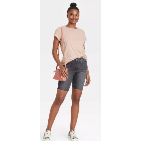 Universal Thread  High rose Bermuda Jean shorts  Dark Gray Size 0 - Picture 3 of 14